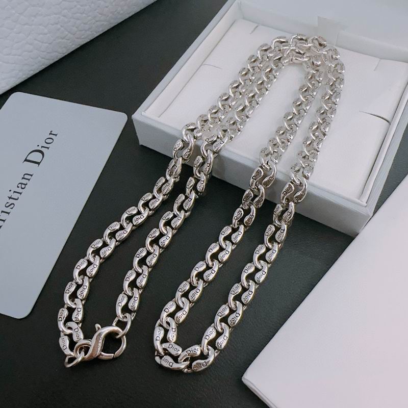 Dior Necklace 06lyr679